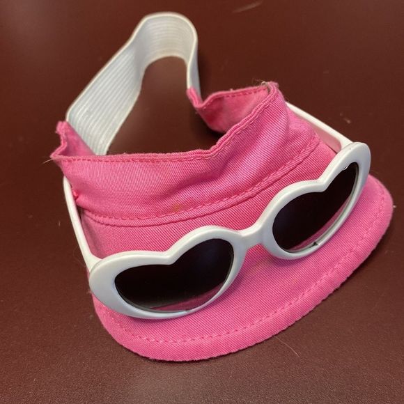 Dog Visor Hat & Sunglasses - Picture 6 of 9